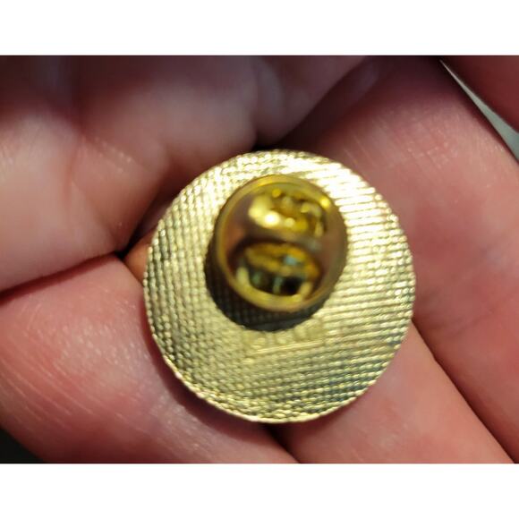 Lot of 2 NY Pins 9/11  First Responder Heroes USPS Stamp & Round I love NY Pin - Picture 5 of 5